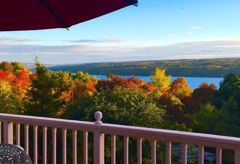A Cayuga Lakefront Inn   Hotel Alt, Ithaca New York