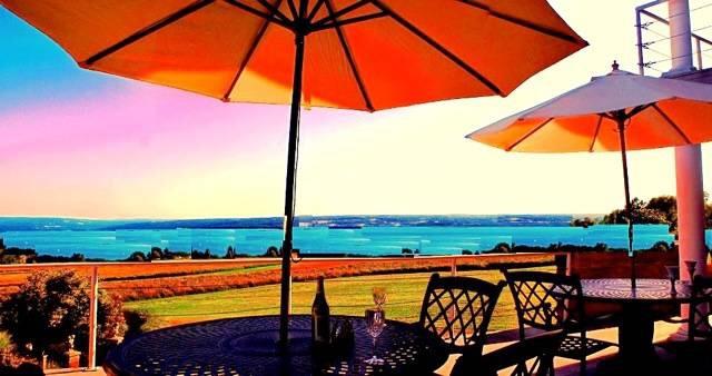 A Cayuga Lakefront Inn   Hotel Alt, Ithaca New York