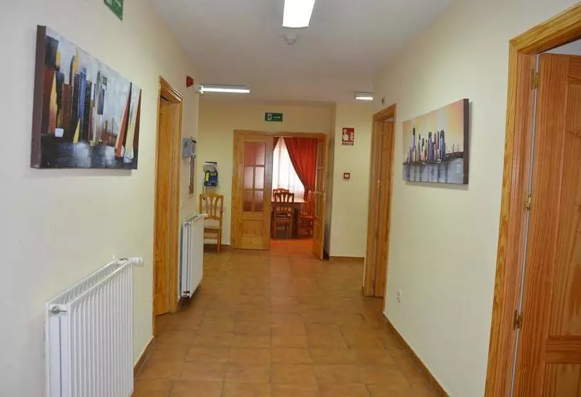Retkeilymaja Hostal La Dehesa
