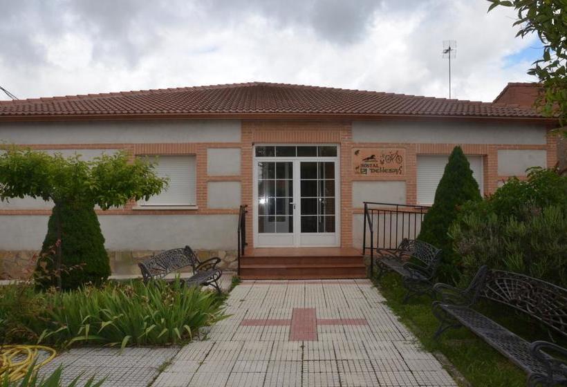 הוסטל Hostal La Dehesa