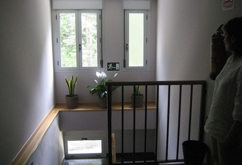 Albergue Turístico Rio Aragon