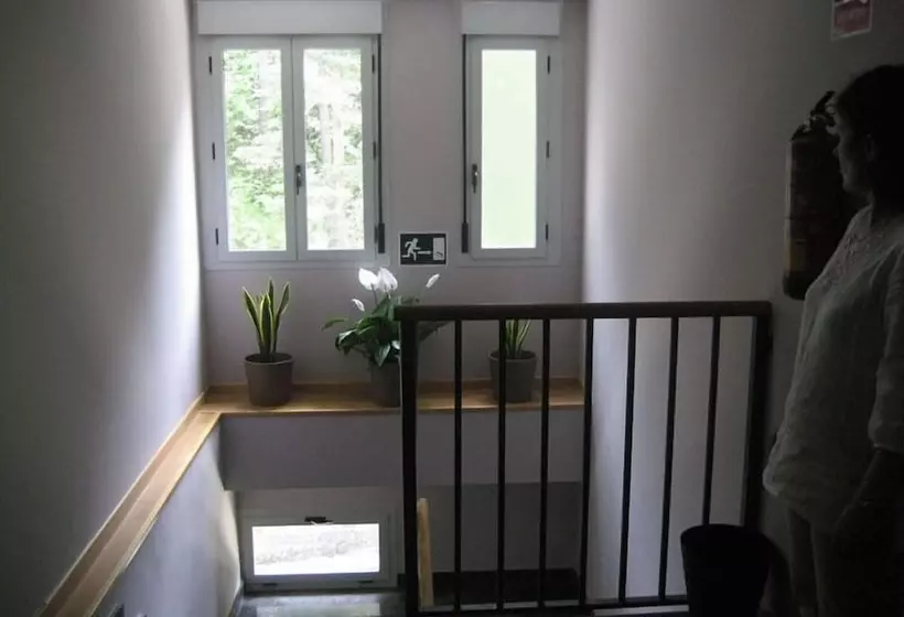 Albergue Turístico Rio Aragon