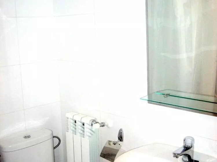 Albergue Turístico Rio Aragon