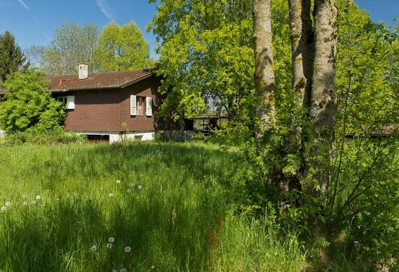 ベッドアンドブレックファースト Ferme Iseli