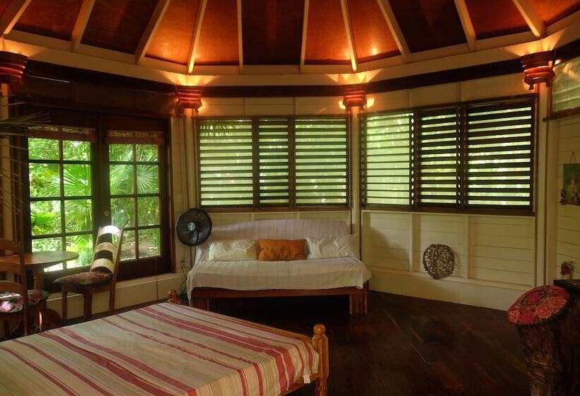 צימר Jungle Cocoon