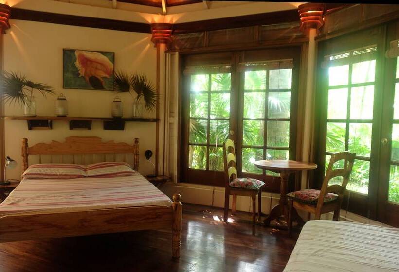 צימר Jungle Cocoon