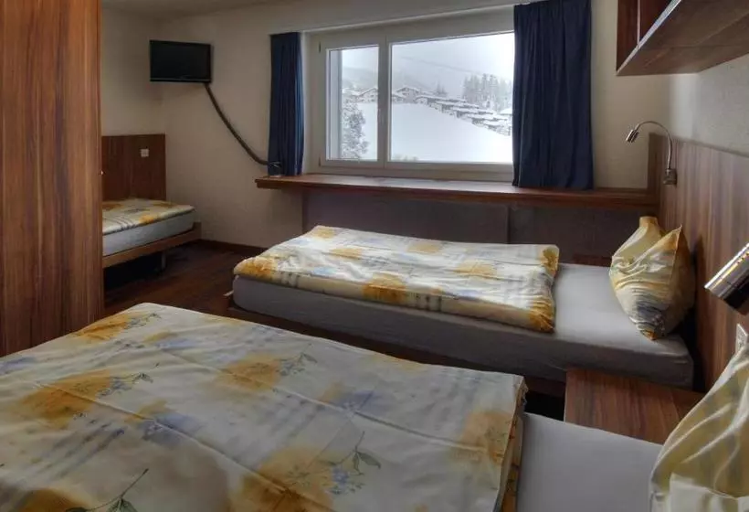 Hostel Pitsch