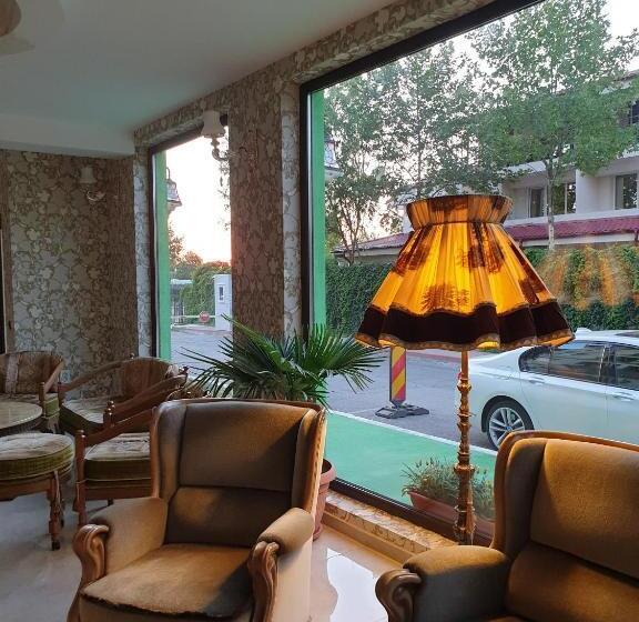 בית מלון כפרי Atlantic Costinesti