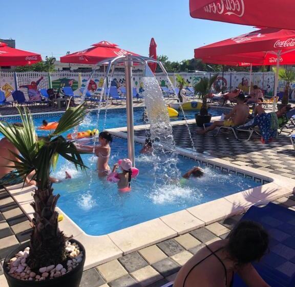 בית מלון כפרי Atlantic Costinesti