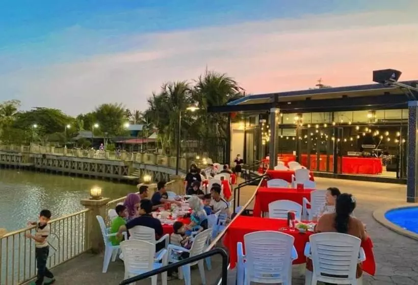 River Hotel Pattani