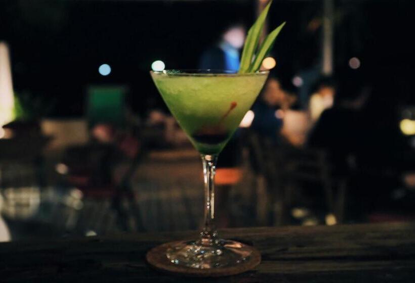 Sattahiptale Boutique Guesthouse & Hostel