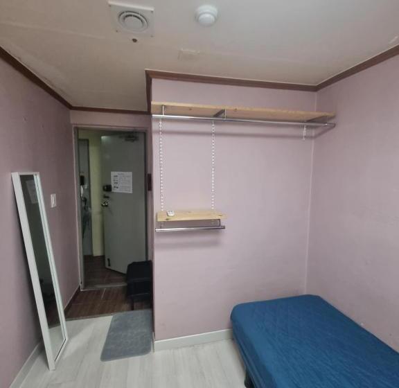 فندق صغير 킹스하우스