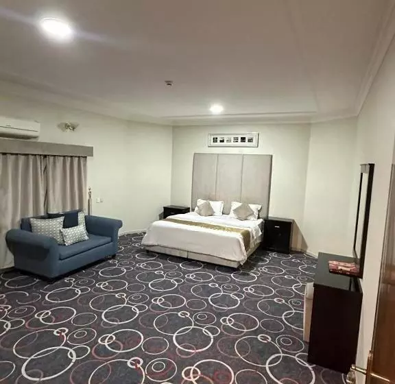 Hotelli اجنحة ارتياد للشقق المخدومه