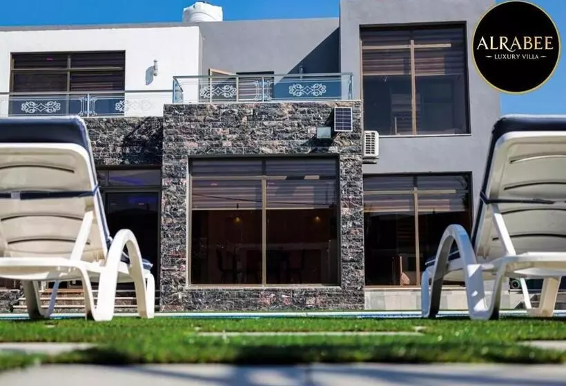 هتل Alrabee Luxury Villa