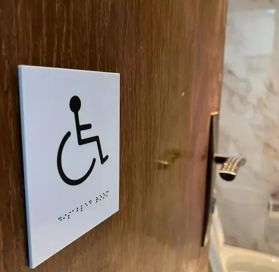 ホテル Binayat Hama Serviced Apartments