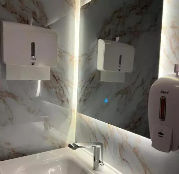 ホテル Binayat Hama Serviced Apartments