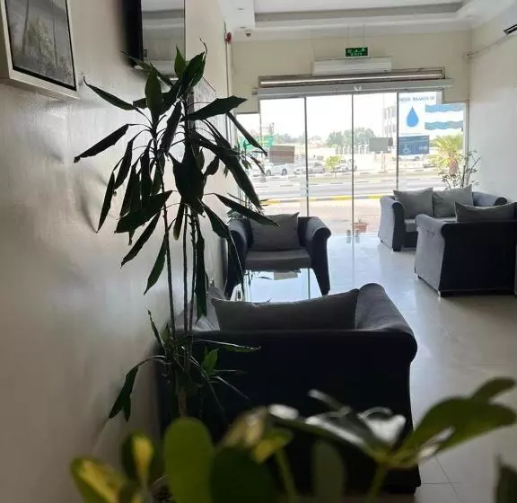 ホテル Binayat Hama Serviced Apartments