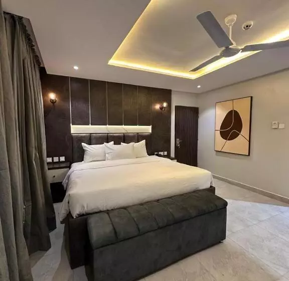 هتل House 241