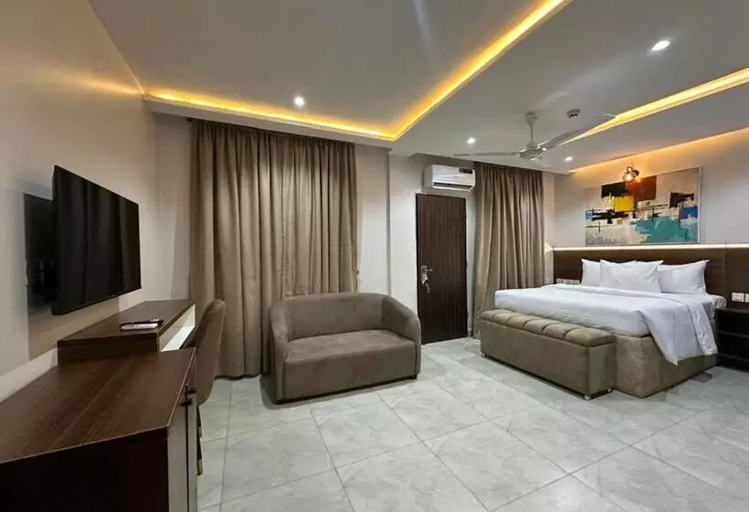 هتل House 241