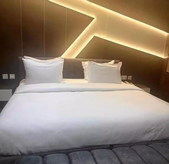 هتل House 241