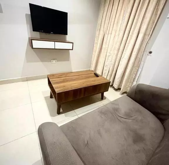 هتل House 241