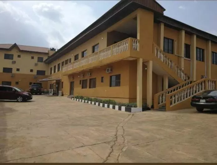 هتل Peakolamsuites