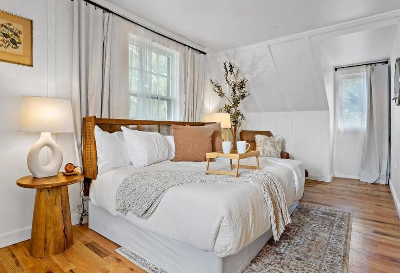 Отель Peri Social House