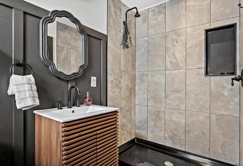 Отель Peri Social House