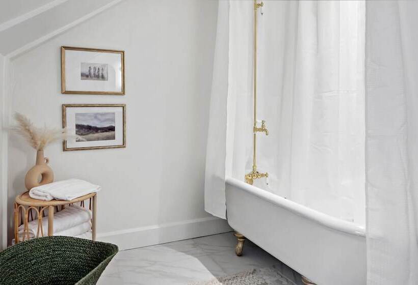 Отель Peri Social House