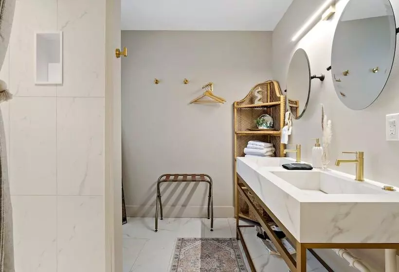 Hotelli Peri Social House