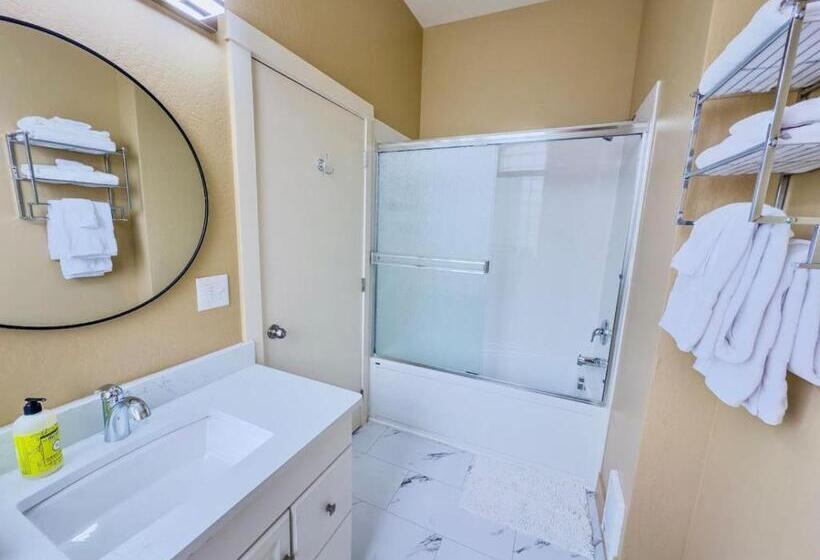 Otel Suite 1 Peach Street Inn