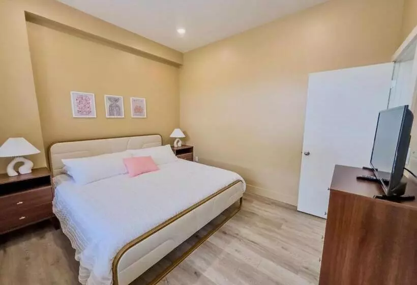 هتل Suite 1 Peach Street Inn