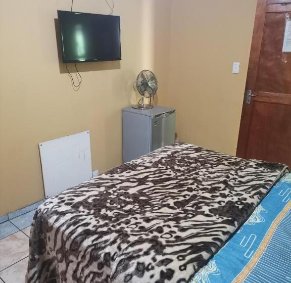 پانسیون Delapaix Guest Lodge