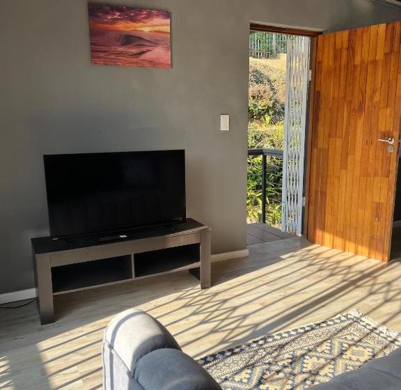 بنسيون Hilton Splendour