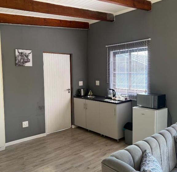 بنسيون Hilton Splendour