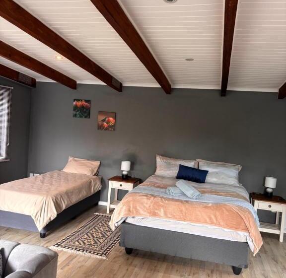 بنسيون Hilton Splendour