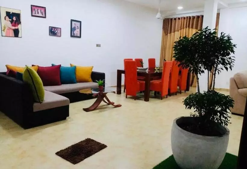 Majatalo Luxe Home