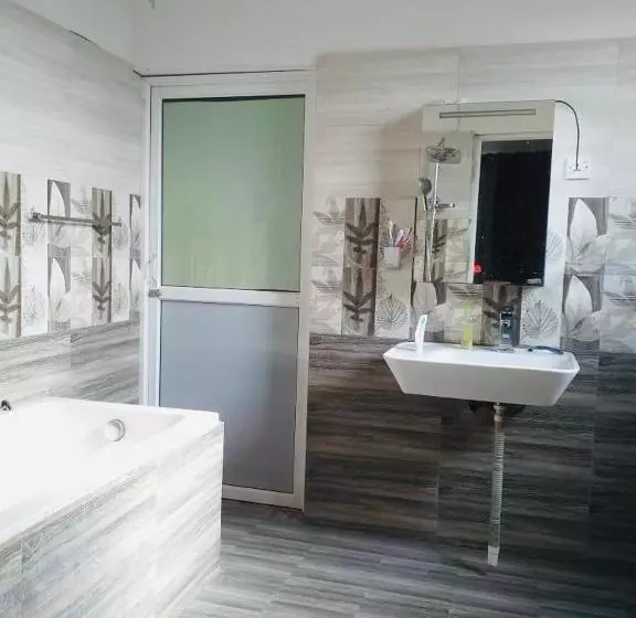 Majatalo Luxe Home