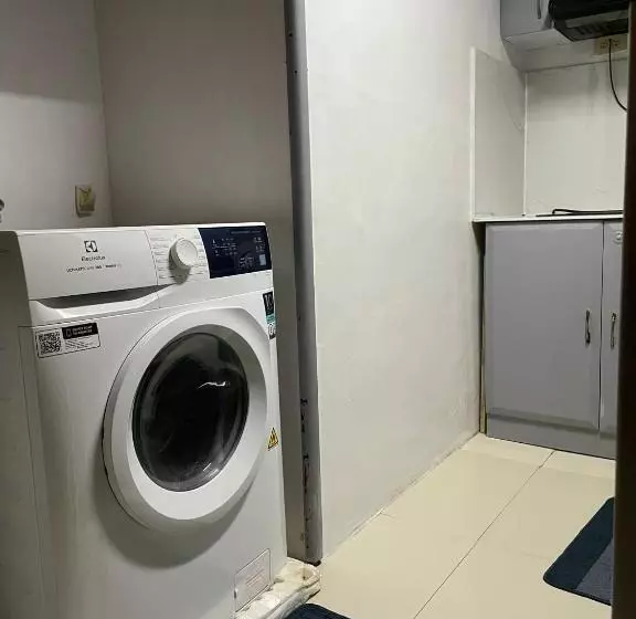 1br Condotel   Forbes Town Road Near St Lukes Bgc Taguig