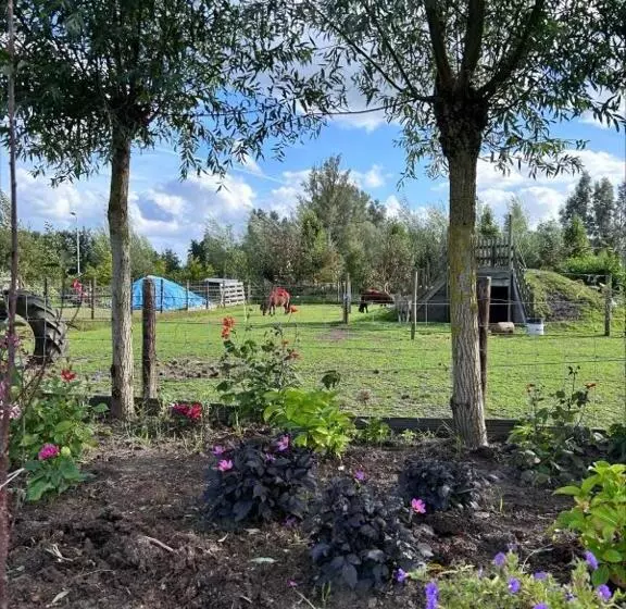 Aamiaismajoitus (B&B) Bed En Brochje De Oase