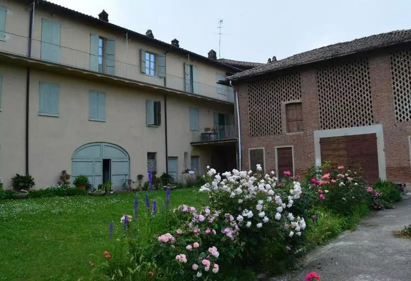 Aamiaismajoitus (B&B) Casa Vacanze Pirulla