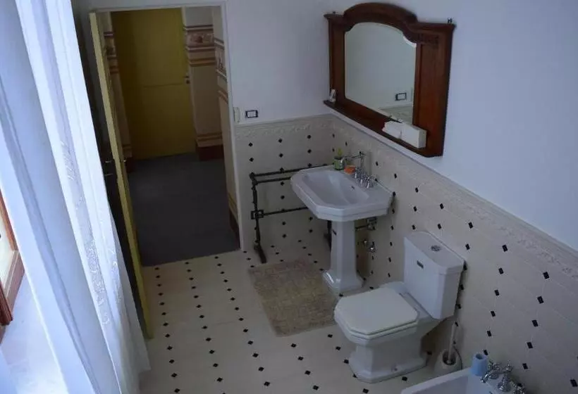 Aamiaismajoitus (B&B) Casa Vacanze Pirulla