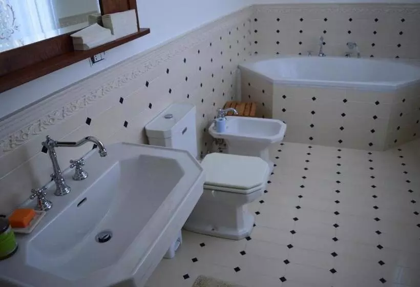 Aamiaismajoitus (B&B) Casa Vacanze Pirulla