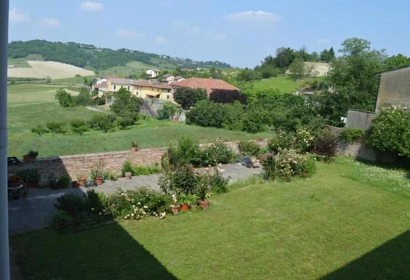 Aamiaismajoitus (B&B) Casa Vacanze Pirulla