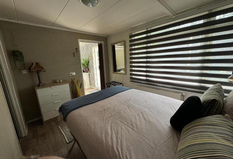 ベッドアンドブレックファースト Elefteria