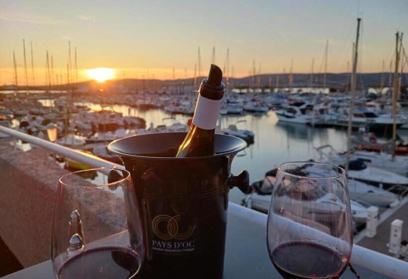 ベッドアンドブレックファースト La Paillote 69