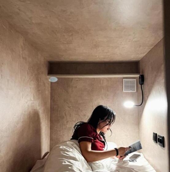 هتل کپسول Almaty Central Hostel