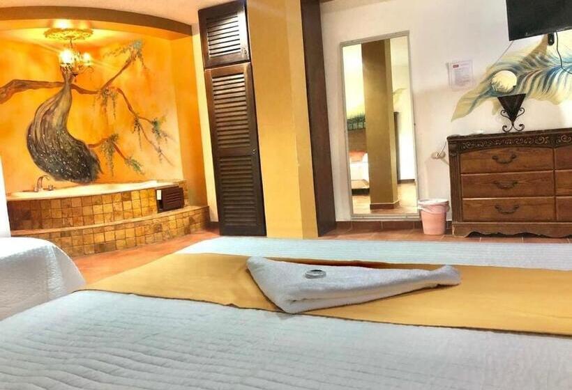 هتل Posada Del Rey