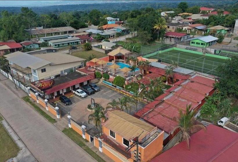 هتل Posada Del Rey