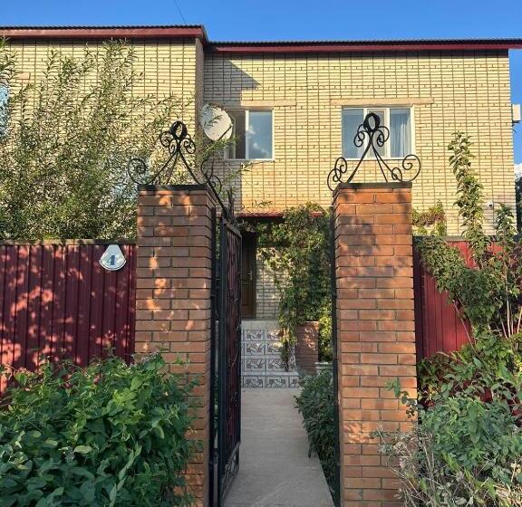 پانسیون сафр